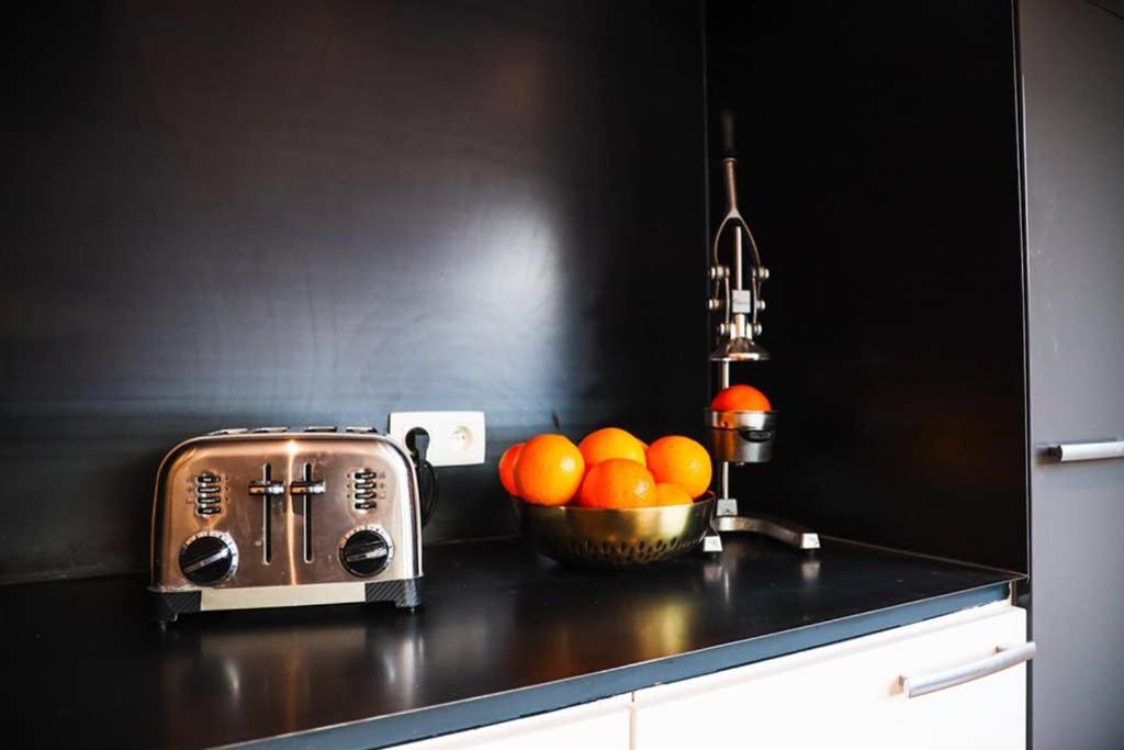 Amazon Corten Marche-en-Famenne Luaran gambar